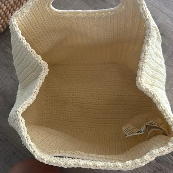 Very useful bag/purse - Picture 4 of 4